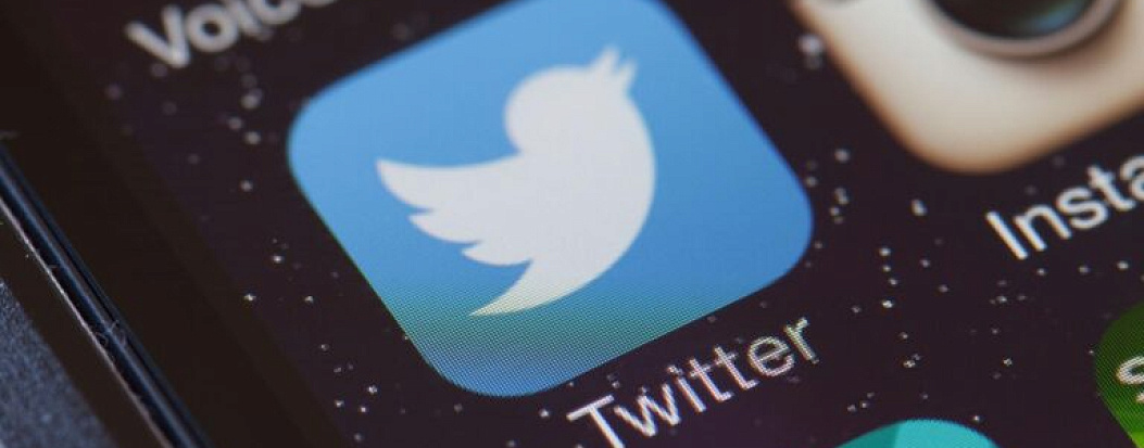 Twitter атакуют порноботы